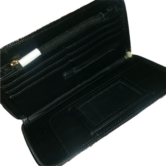 BETSEY JOHNSON Red Lips Bow Zip Around Wristlet Wallet Scarf Holiday Gift Set - Picture 8 of 9